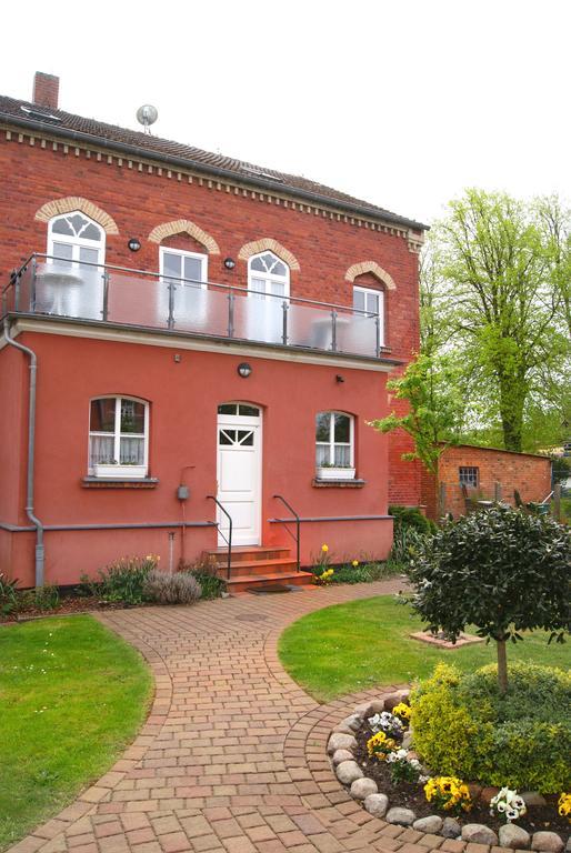 Deluxe Apartments Der "Alten Apotheke" Prerow Extérieur photo